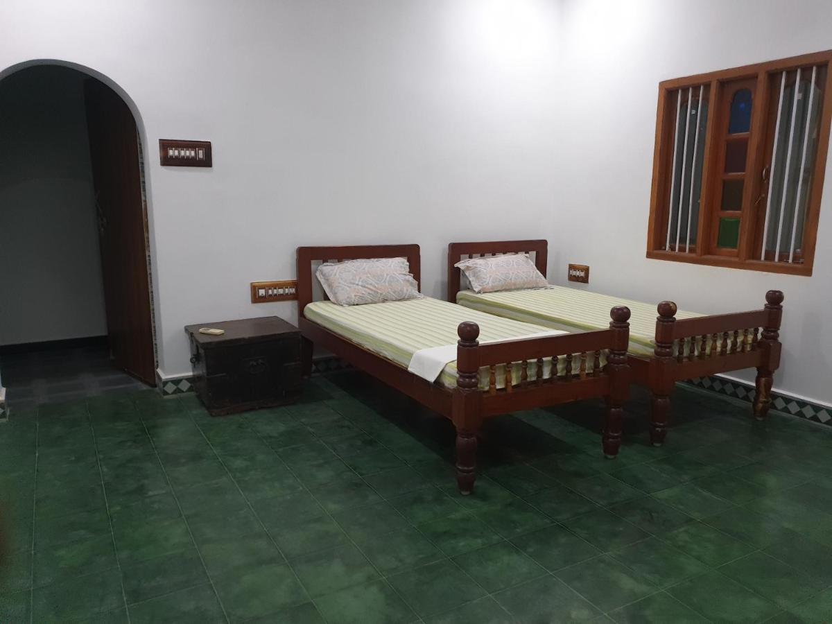 Tanjore Home Stay Thanjavur Extérieur photo